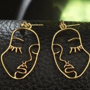 Hollow out Face Design Earrings